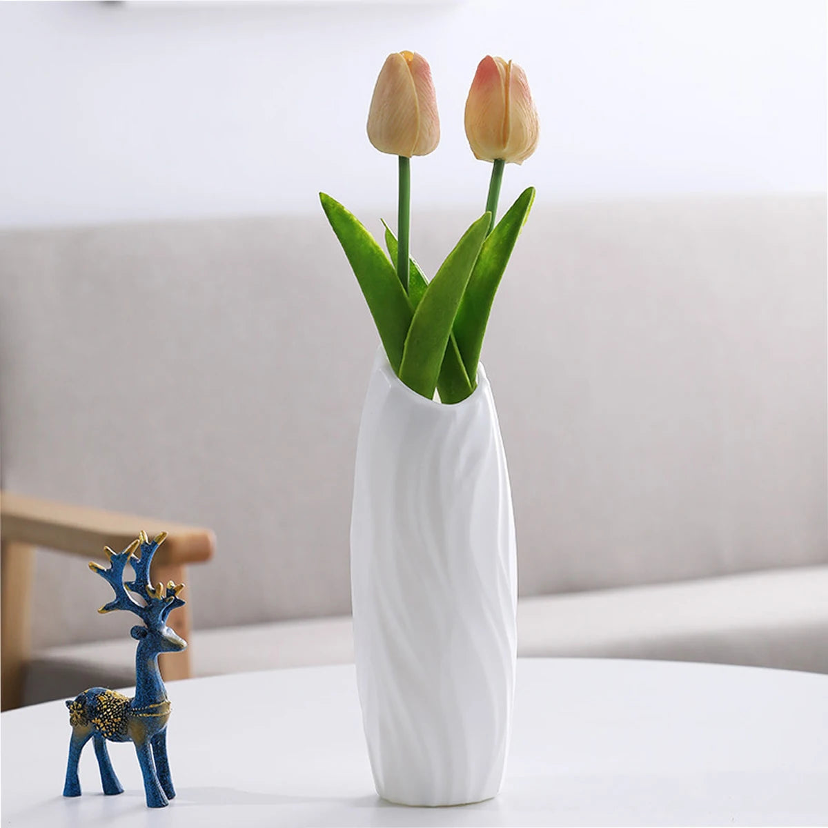 Plastic Vase Minimalist Small Flowerpot for Storing Flowers| Living Room Modern Home Decoration Ornaments